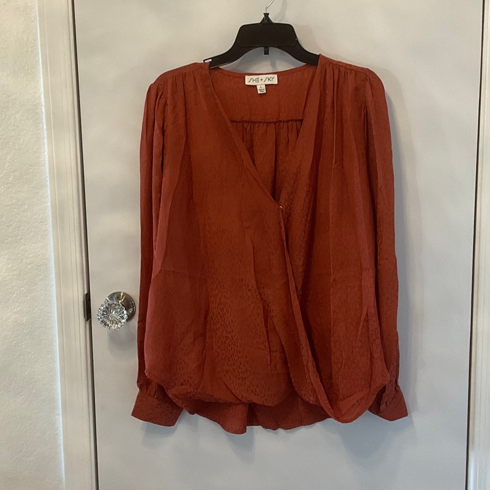 Ladies rust burnt orange leopard print silk blouse Size Large